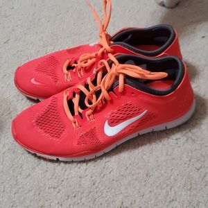 Nike Free Run TR Fit Sneakers